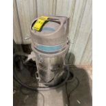 Dynabrade 24-Gallon Dry Vacuum, Model 61421, 120 Volt