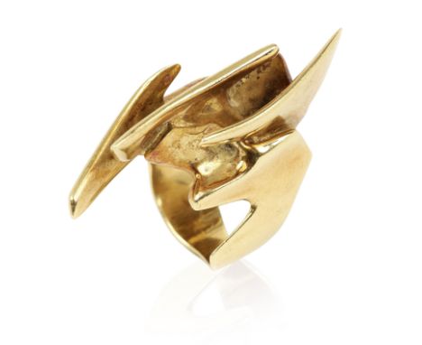 Alicia PENALBA (1913-1982)Bague, circa 1970 Bague sculpture en or jaune 18K (750 millièmes)Monogrammée et numérotée 2/8 en cr