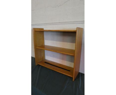 A Mid 20th Century Light Oak Three Shelved Open Bookcase, 85cm Long