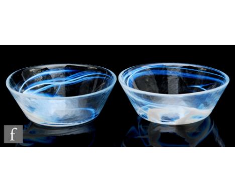 Ulrica Hydman Vallien - Kosta Boda - Two Mine range glass bowls, each of circular section, decorated with internal trails in 