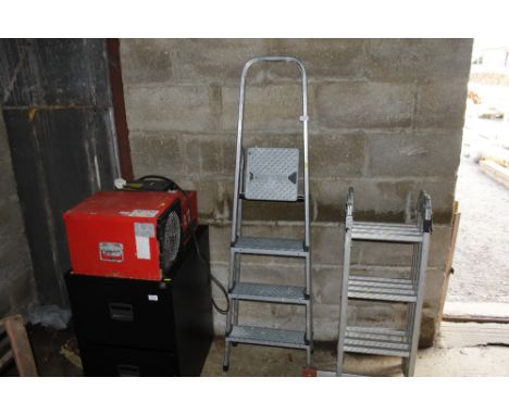 An aluminium step ladder