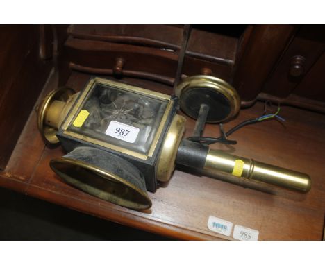 A coaching style lamp
