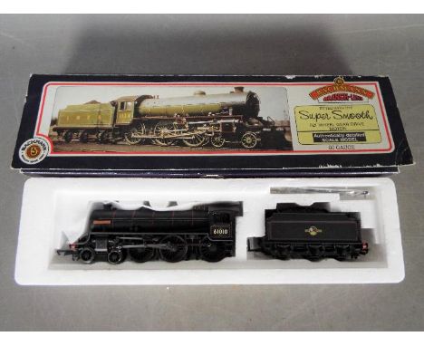 Bachmann - A boxed Bachmann OO gauge Thompson B1 Class steam locomotive and tender Op.No. 61010 'Wildebeeste' in BR black liv
