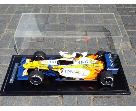 ING F1 Renault  - An official 1:6 scale ING Renault R27 2007 F1 racing car. The large, impressive and detailed collectors mod