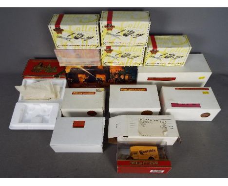 Matchbox Collectibles, Matchbox Models of Yesteryear - A boxed collection of Matchbox Collectibles, and Matchbox Models of Ye