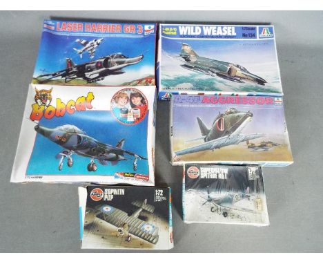 ESCI, Italeri, Airfix, Humbrol - Six boxed plastic model aircraft kits in 1:72 scale. Lot includes Airfix #01071 Supermarine 