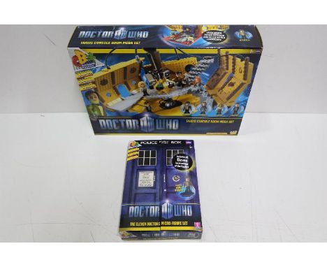 Character Building, Dr.Who - A boxed 'Dr Who' construction set by Character Building 'Tardis Console Room Mega Set' which app