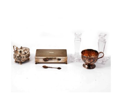 A silver oval mustard, marks rubbed, domed hinged cover on ball feet, 5oz; a pair of Stuart crystal candlesticks, 15cm; a sil