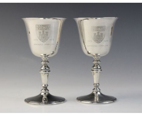 A pair of silver goblets commemorating the Octocentenary of Newcastle-Under-Lyme by Terry &amp; Co, Birmingham 1972, of each 