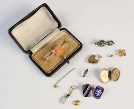 A selection of jewellery and jewellery parts, to include; 9ct gold and enamelled cufflink by Cropp &amp; Farr, the rectangula