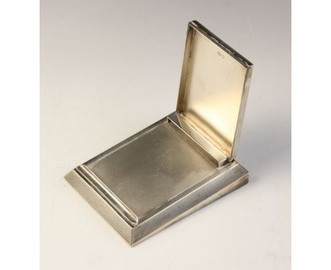 An Art Deco silver mounted aide memoire holder, Fortum & Mason, London 1937, of rectangular form with engine turned decoratio