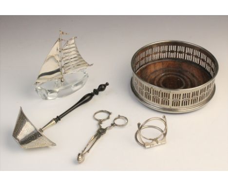 A novelty silver and glass salt in the form of a sailing boat, import marks for Israel Freeman &amp; Son Ltd, London 1961, th