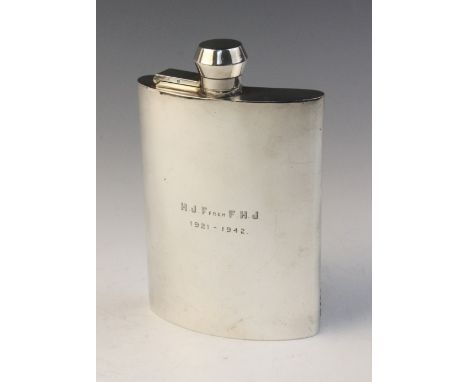 A George V silver hip flask by F Burton Crosbee, Birmingham 1942, of curved rectangular form with bayonet clasp fastening, en