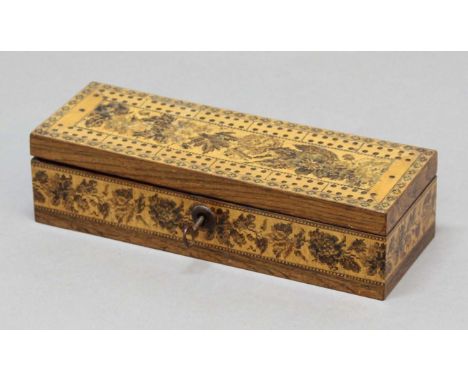 TUNBRIDGEWARE GAMES BOX, late 19th century, with cribbage board top, floral decoration and fitted interior, length 25.5cm