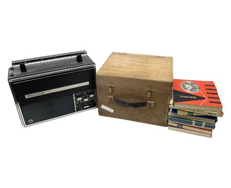 Pathescope ACE projector, in wood box, and Prinzsound R888 radio