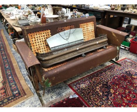 AN RARE AMERICAN USA BUNTING GLIDER COMPANY THREE SEAT ROCKING BENCH, CIRCA 1950'S W 165cms.