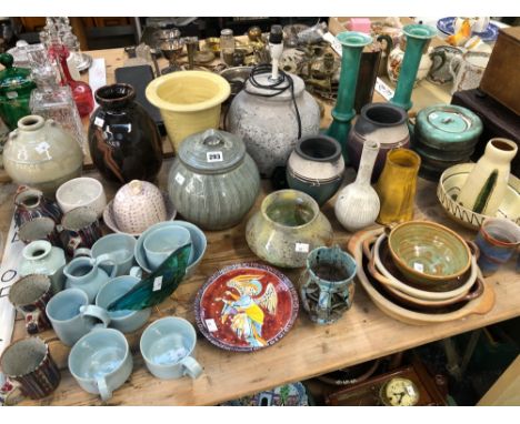 STUDIO POTTERY VASES BOWLS AND COFFEE WARES TOGETHER WITH A TABLE LAMP AND A PAIR OF GREEN CANDLESTICKS