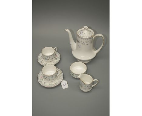 A Paragon Florabella tea and coffee service, a six place setting