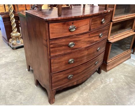 Nineteenth century mahogany bowfront chest of drawers, 111.5cm wide, 54.5cm deep, 111.5cm high