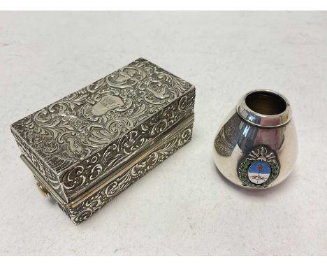 Silver curling tong box with embossed decoration and a silver pot with enamelled crest (2)