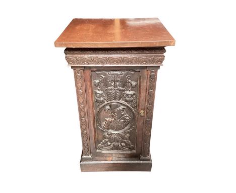 Antique carved oak pot cupboard, 45cm wide, 40.5cm deep, 77.5cm high
