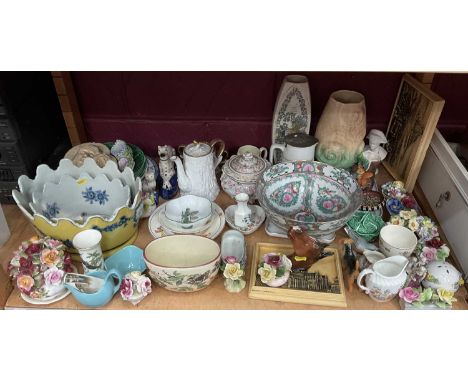 Large collection of ceramics to include Wedgwood, Lladro figure of a Geisha girl, Dolton figure-Delight