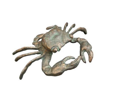 Contemporary bronzed sculpture of a crab, 21.5cm in diameter. 