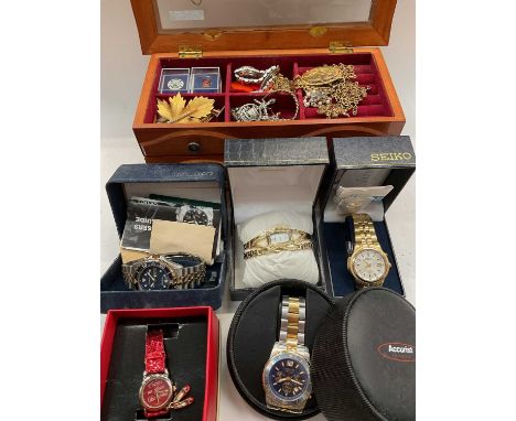 Two Seiko Kinetic wristwatches, Accurist Chronograph, other watches, costume jewellery and bijouterie 