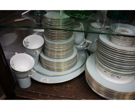 A ROYAL WORCESTER WOODLAND PATTERN PART DINNER, TEA AND COFFEE SERVICE with a variety of plates, serving platters, gravy boat