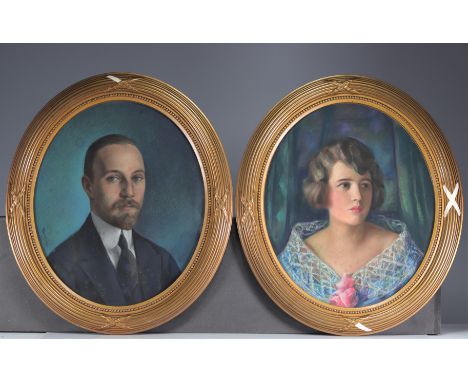 Maurice MENDJISKY (1889-1951) pair of "portrait" pastels - Weight: 7.00 kg - Shipping unavailable - Region: Belgique - Sizes: