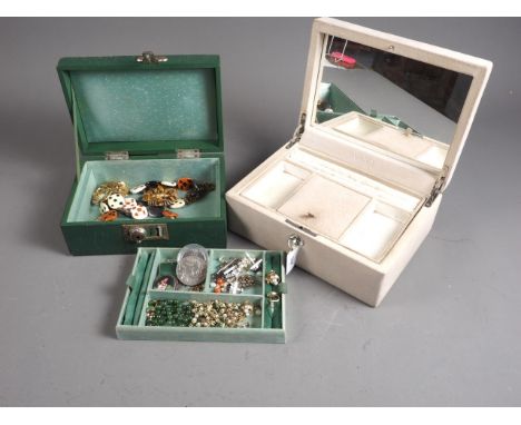 A leather jewellery box, containing a pair of 9ct gold and pearl earrings, a matching brooch, a yellow metal and diamond dres