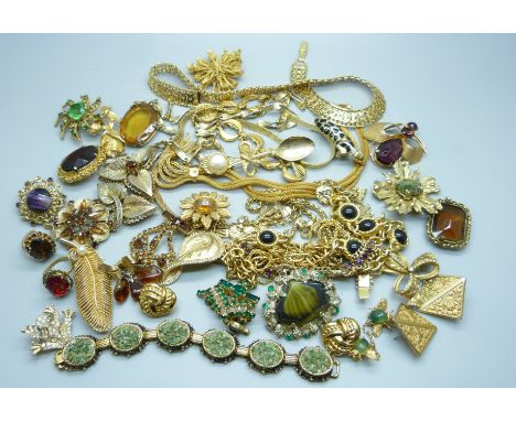 Vintage costume jewellery 