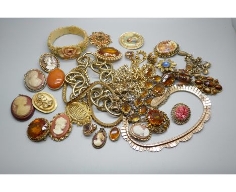 Vintage costume jewellery 