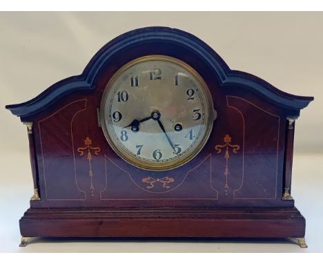 Vintage Columned and Ribbon Inlay Mantle Clock[29x39cm]