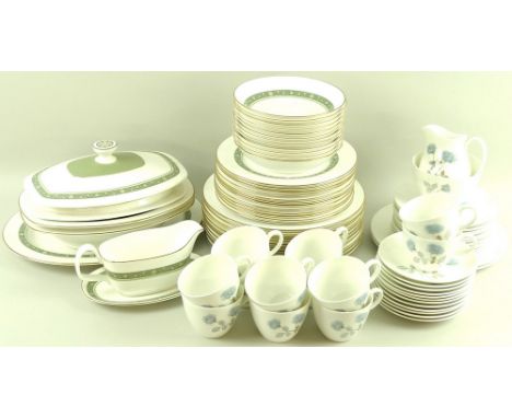 A Royal Doulton part dinner service, in the Rondelay pattern, comprising twelve dinner plates, 27cm, twelve side plates, 23cm