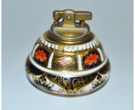 A Royal Crown Derby Imari lobed table lighter, first quality 