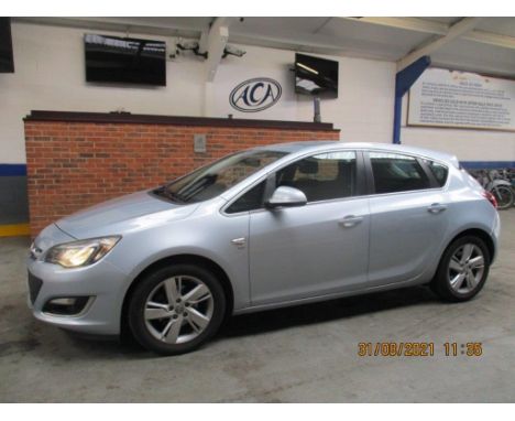 Make &amp; Model: Vauxhall Astra SRi CDTiEcoflexDate of Reg: FH65 WHSColour: Silvercc: 1598MoT: 17-01-2022Fuel Type: DIESELMi