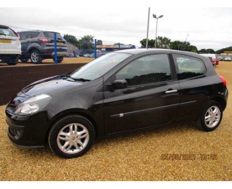 Make &amp; Model: Renault Clio DynamiqueDate of Reg: FP56 MGOColour: Blackcc: 1390MoT: 06-11-2021Fuel Type: PETROLMileage: 10