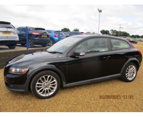 Make &amp; Model: Volvo C30 SEDate of Reg: MJI 6554Colour: Blackcc: 1999MoT: 13-02-2022Fuel Type: DIESELMileage: 135kTransmis