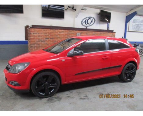 Make &amp; Model: Vauxhall Astra SRIDate of Reg: DV10 OXTColour: Redcc: 1796MoT: 24-11-2021Fuel Type: PETROLMileage: 106kTran