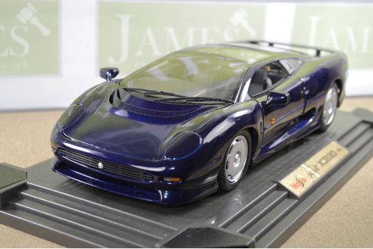 maisto xj220