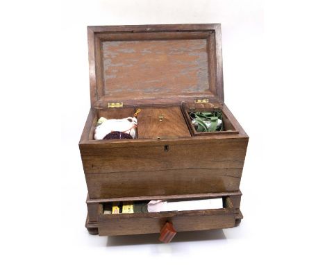 Large mahogany Victorian tea caddy with three internal compartments, single drawer to base, on bun feet