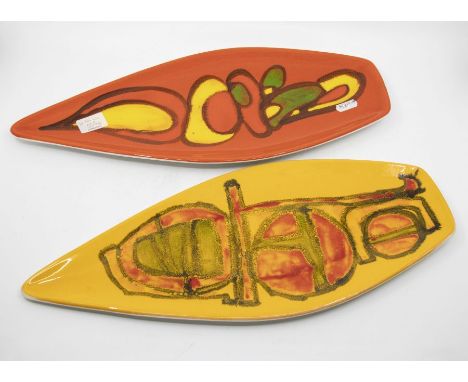 Poole Pottery: 4 Poole Pottery Delphis sweet dishes shape mark 82, 3 on red ground and 1 on yellow ground. Length approx 43cm