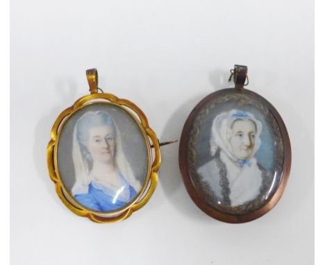 Early 19th century portrait miniature of Mrs Gray Newholm, died 8th May 1808 Aged 96, contained within a gilt metal memoriam 