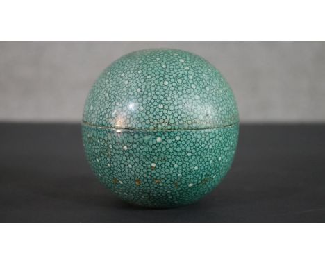 A Royal Doulton faux shagreen ceramic globe box with makers mark to the base. H.12 Diam.11cm 