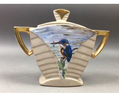 COLLECTION OF CERAMIC TEA AND COFFEE CUPS AND SAUCERS