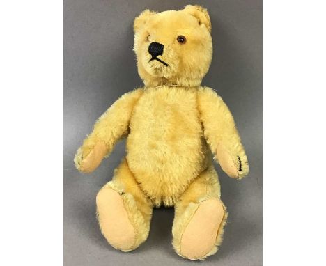 ASSORTED VINTAGE DOLLS,comprising six bears, three monkeys, a rabbit, a Steiff macki hedghog, a leopard and a mouse (13)