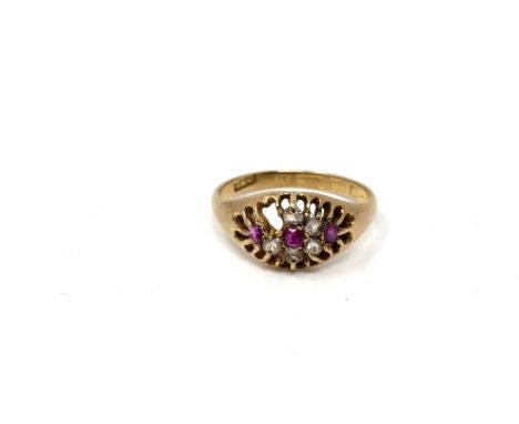 A vintage 15ct gold ring set with rubies 