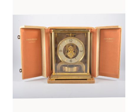 Jaeger LeCoultre Atmos clock, No. 89513, with engraved presentation inscription, 23cm, in a tan coloured travel case.