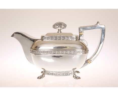 A GEORGE III SILVER TEAPOT, ALICE & GEORGE BURROWS, LONDON 1811, of compressed rectangular form, the knop, handle and body ch